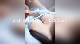 新作新闺蜜加入了【小熊精灵】，3朵小花轮流被操~无套狂干~操哭~赚钱不容易啊妹妹们！ (4)