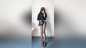 【OnlyFans】小胡渣大屌男友，颜值在线的肉感体态女友[yamthacha]福利合集，蜜桃臀粉穴后入，居家自拍 22