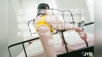 窝在被窝里就是一顿啪，纯情女友露脸被操，叫声还蛮仙的不骚，最后做个负责任的男友，拔出来射在肚子上！